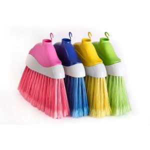 ***V113-VASSOURA ATREVIDA